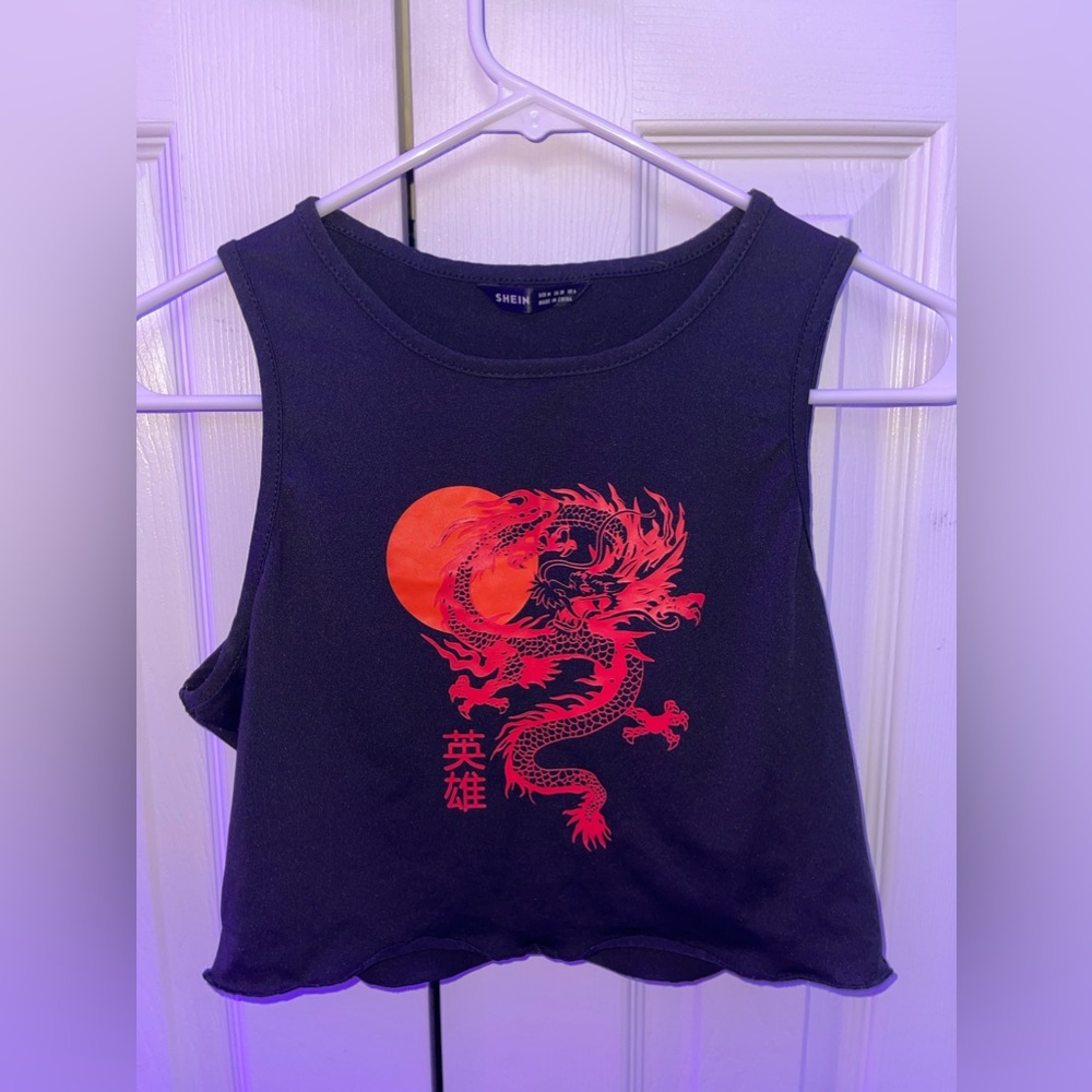 Black dragon cropped tank top